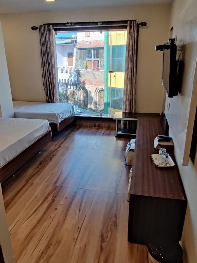 Hotel Shreeji Residency Pachmarhī Εξωτερικό φωτογραφία