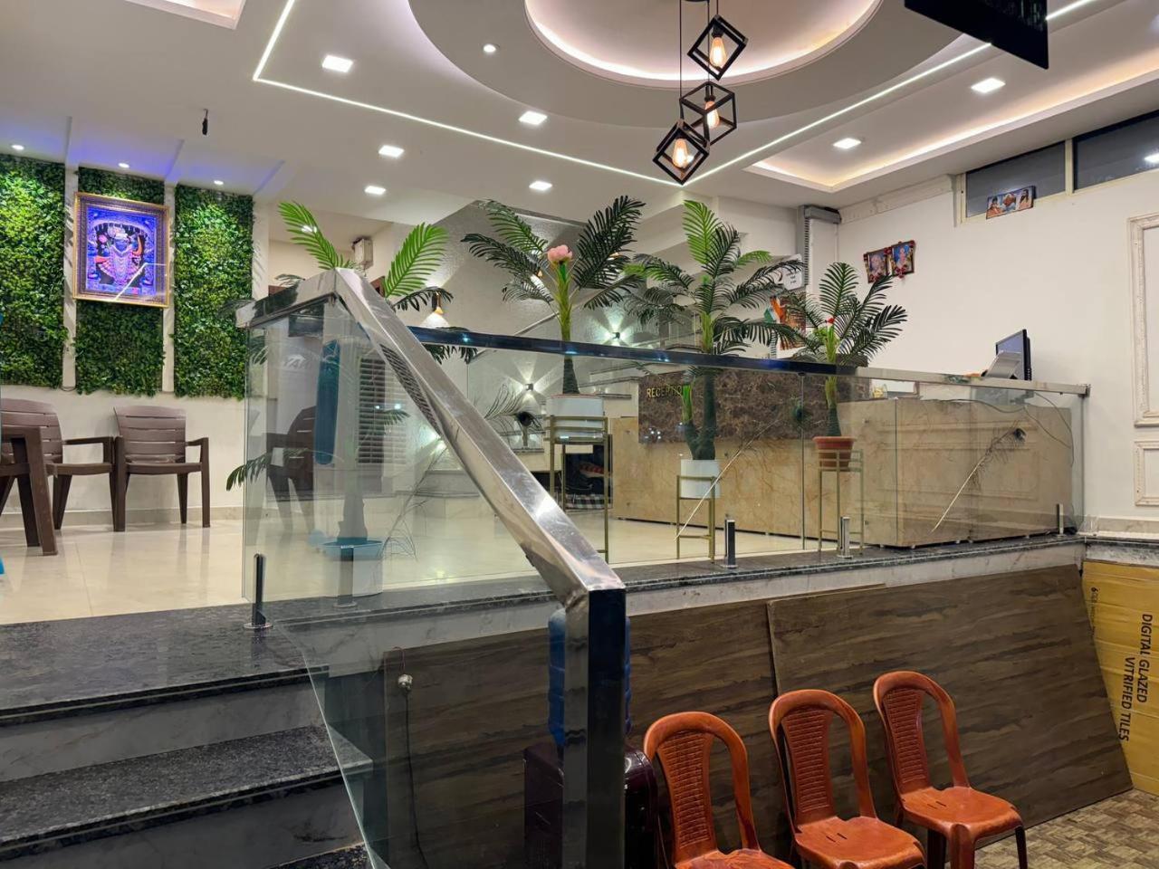 Hotel Shreeji Residency Pachmarhī Εξωτερικό φωτογραφία
